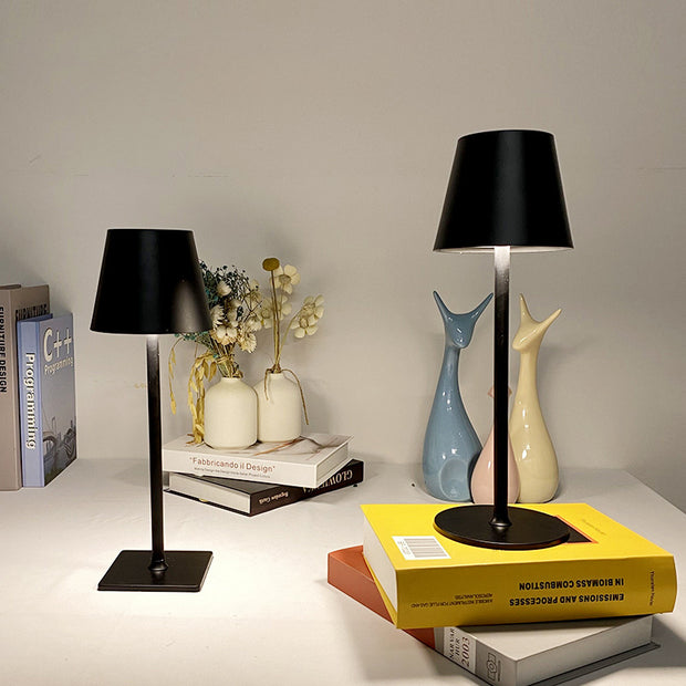 Retro Atmosphere Rotatable Table Lamp